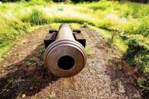 Canon in Kannur Fort